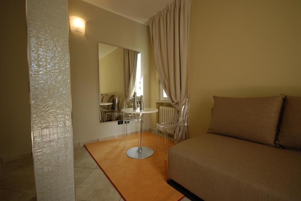 Relais Corte Bergamini Πεσκιέρα ντελ Γκάρντα Δωμάτιο φωτογραφία